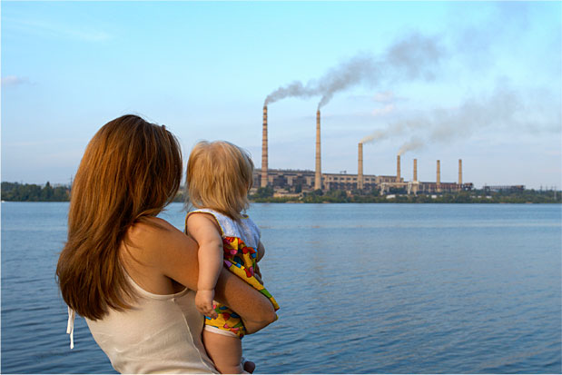 woman_child_pollution